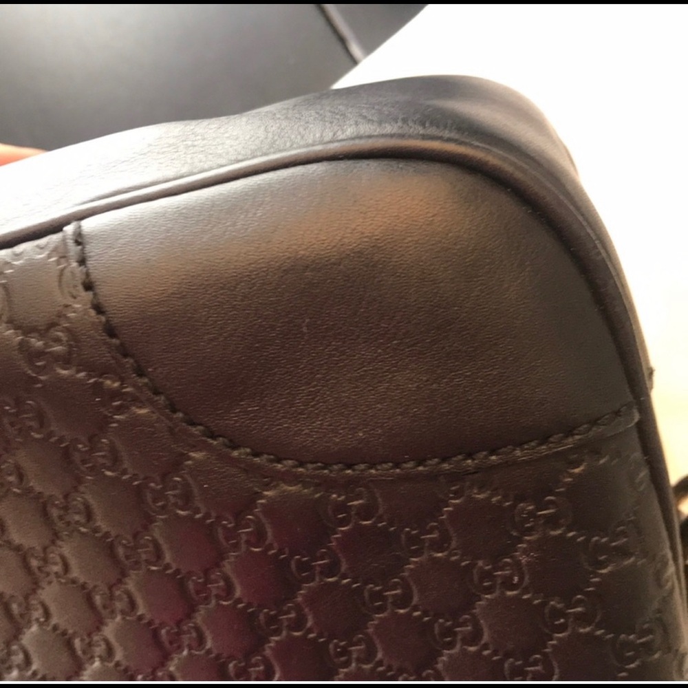 Gucci Black Signature Embossed Crossbody Bag     Gucci Micro Guccissima - Picture 3 of 10